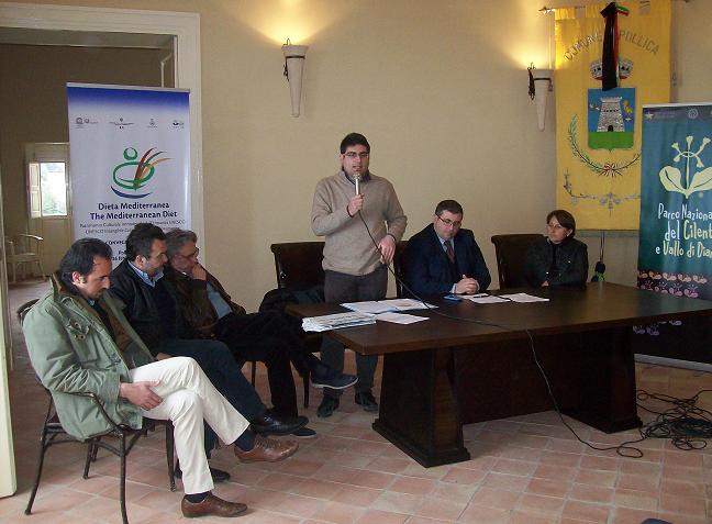 Nasce il Forum dei Giovani Amministratori del Parco Nazionale del Cilento e Vallo di Diano nel nome di Angelo Vassallo. Nasce il Forum dei Giovani Amministratori del Parco Nazionale del Cilento e Vallo di Diano nel nome di Angelo Vassallo.